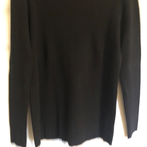 Sweater - Picture 3 of 3